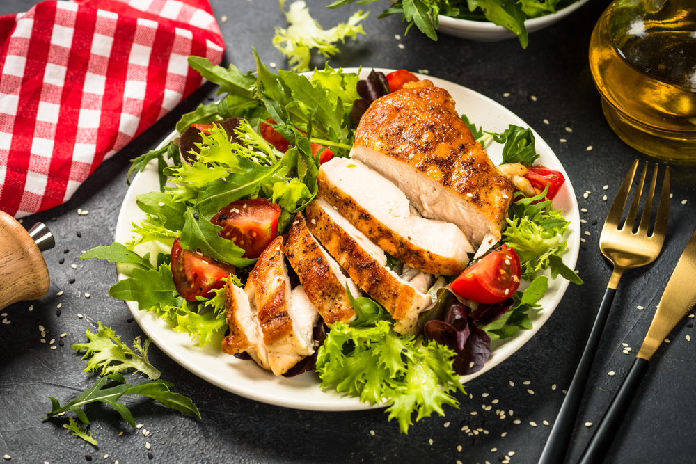 Transform Your Health with Our 10 Day Calorie Controlled Meal Plan. Day 5 is the best! 6 Grilled chicken salad