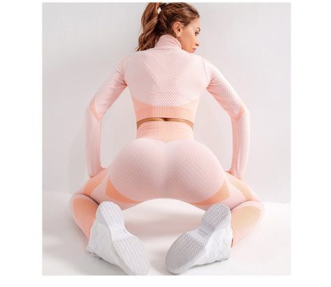 Seamless Pink Tight And Crop Top Yoga Set With Thumb Hole - Image 3