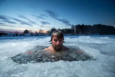 Cold plunges for rejuvenation and relaxation. 7 shutterstock 1541193470 1 jpg